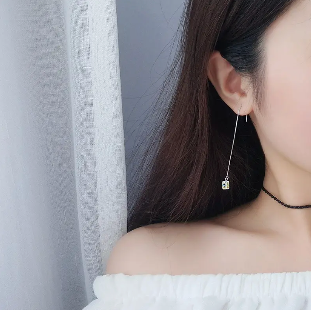 Aurora Cube threader chain earrings