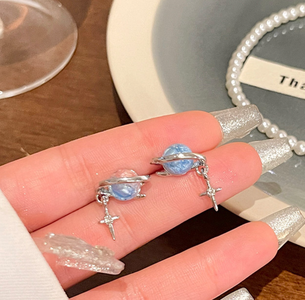 Dreamy Planet Stud Earrings