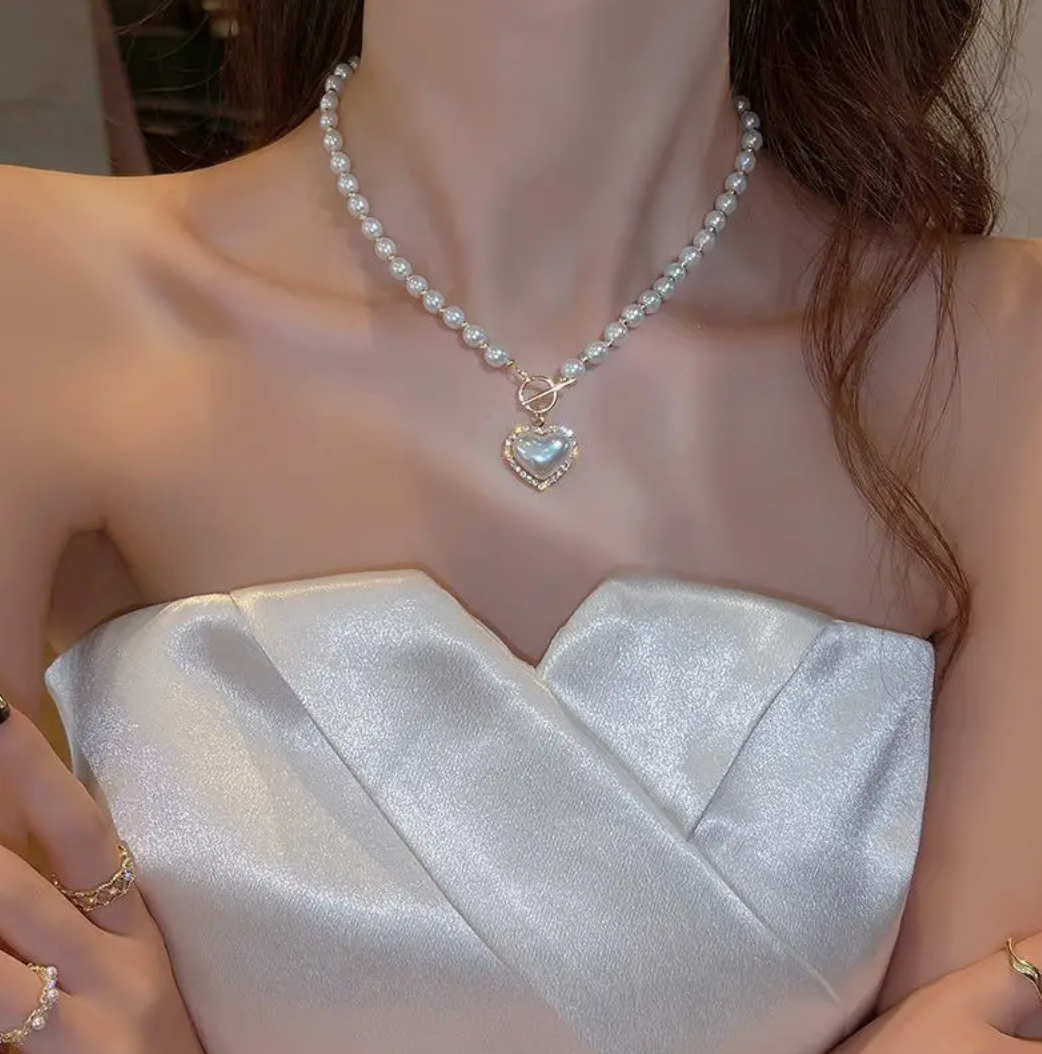 Statement Pearl Heart Necklace